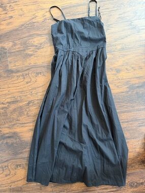 Anna Black Spaghetti-Strap Maxi Dress